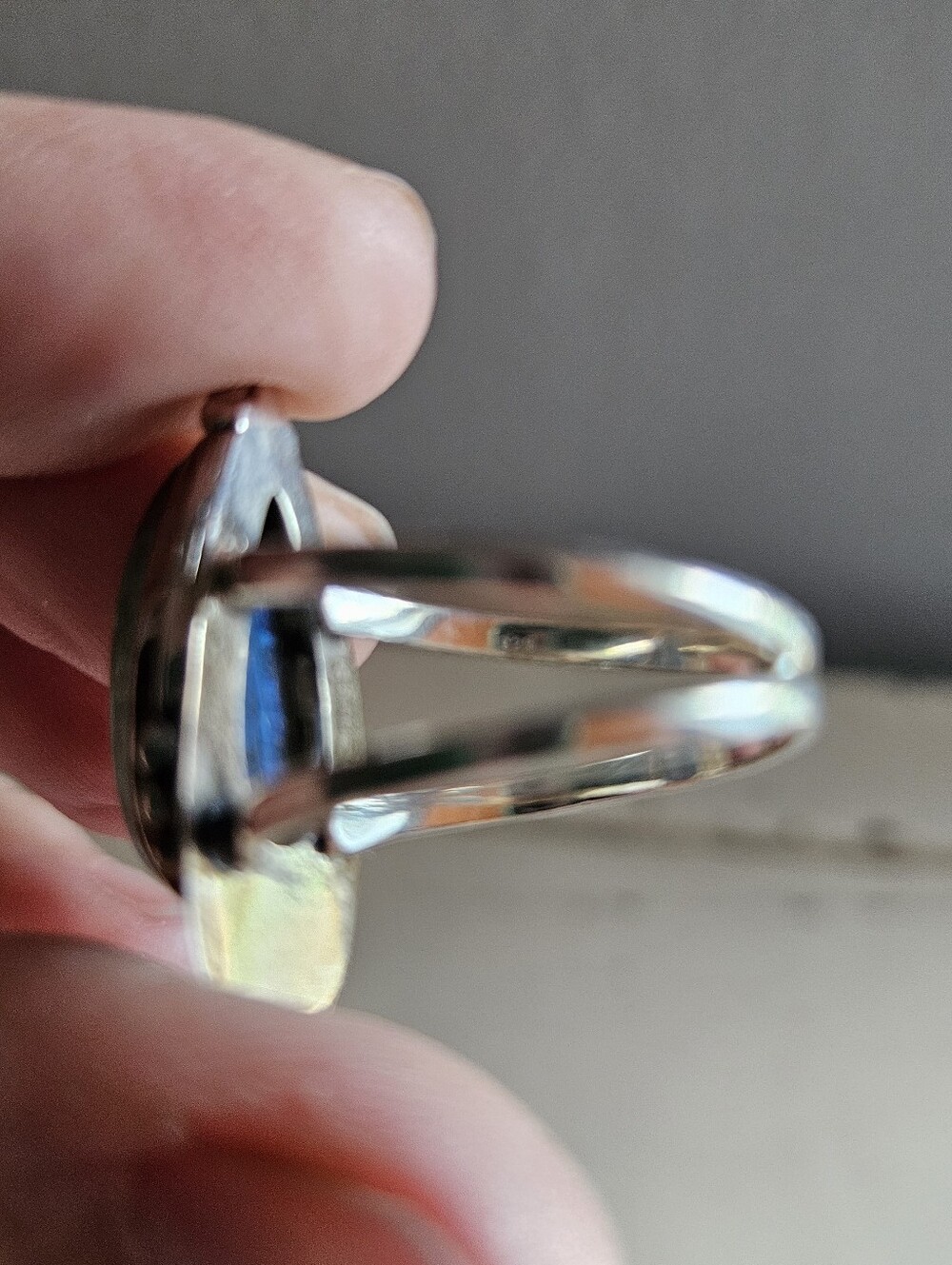 Sterling Silver Labradorite Teardrop Ring Size 10 – Blue Flash Split Shank - Picture 8 of 8